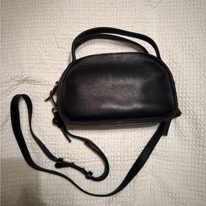 Madewell Sydney Shoulder Bag- Black Leather Women's